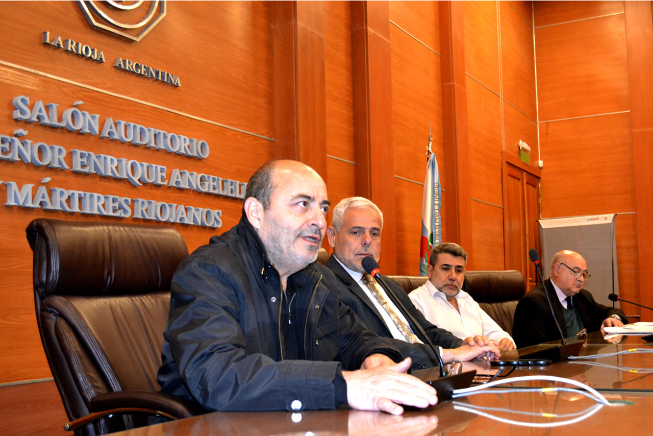 Jueces del TSJ con of de justicia 1