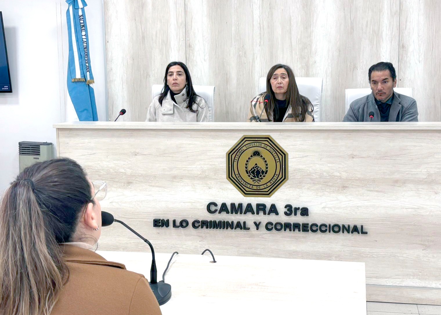 Juicio abuso con niña embarazada 1-06-07-26