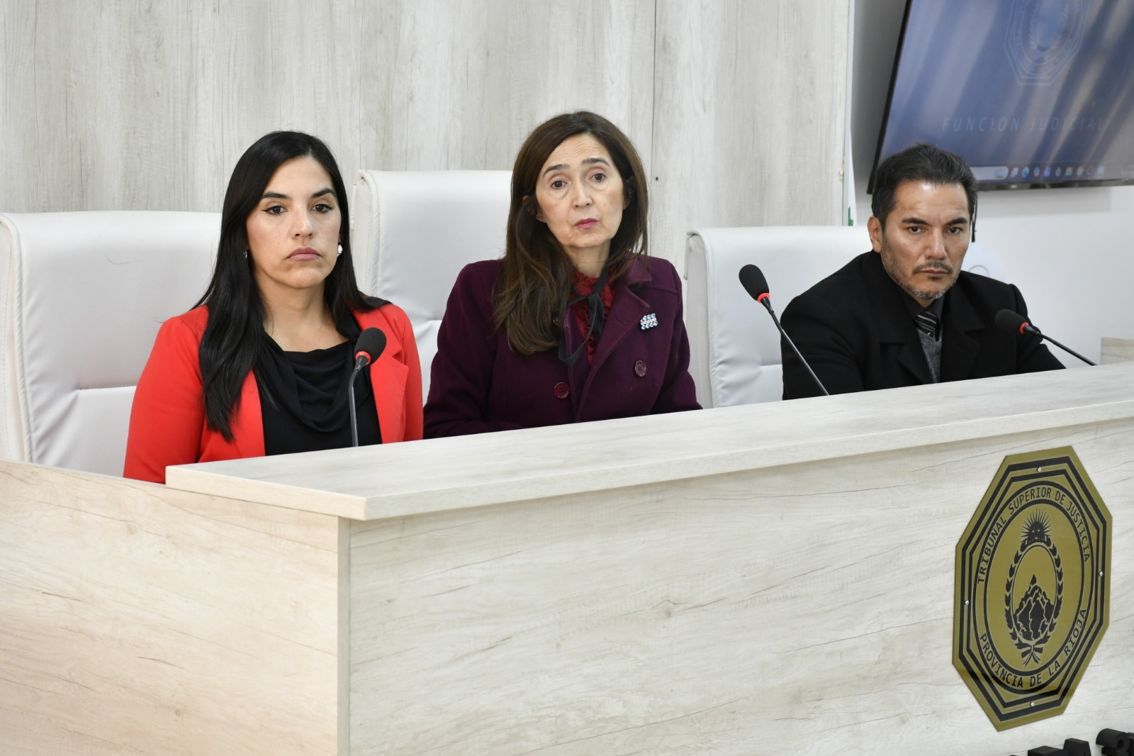 Juicio alegatos abuso adolecente 1-19-05-26