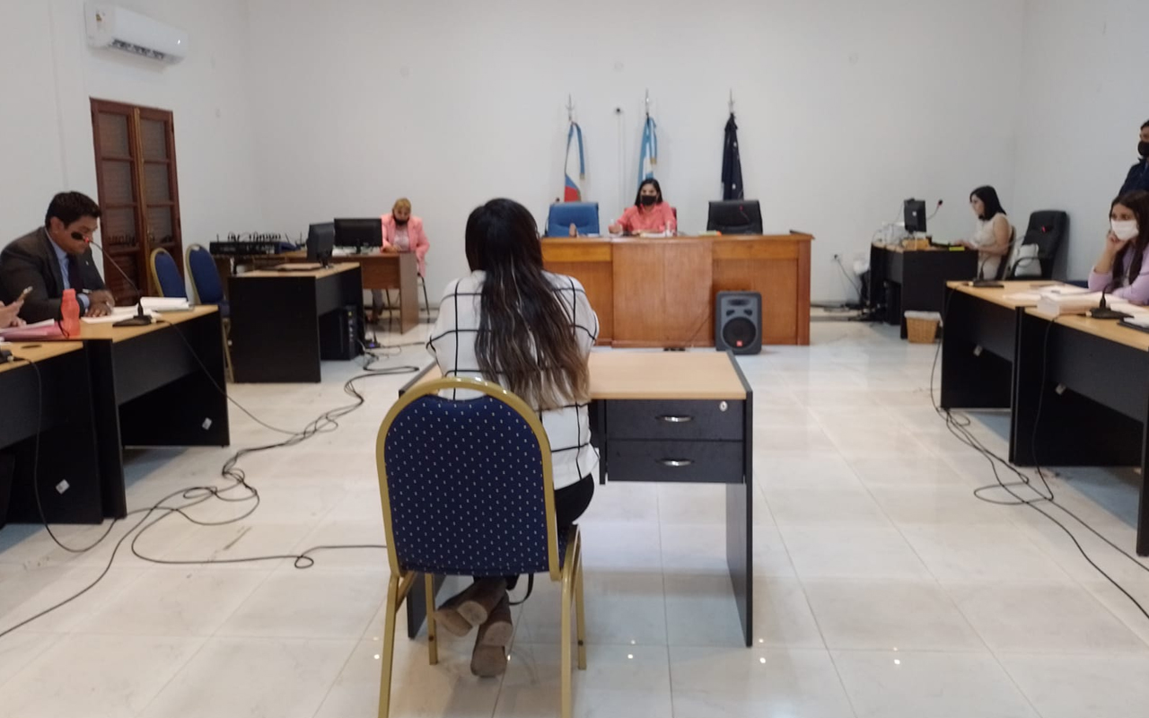 acusada juicio lesiones