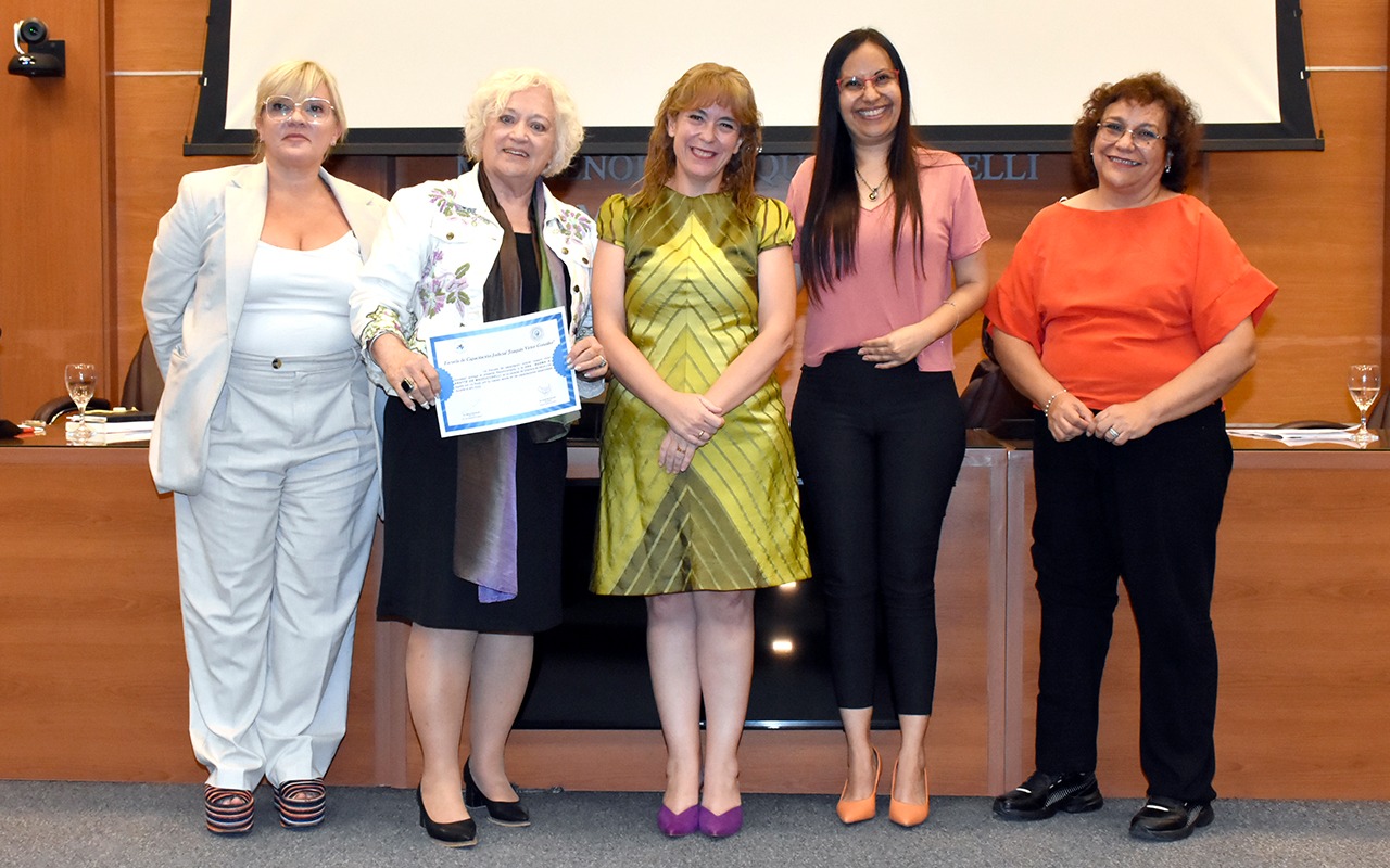conversatorio mujeres protagonistas