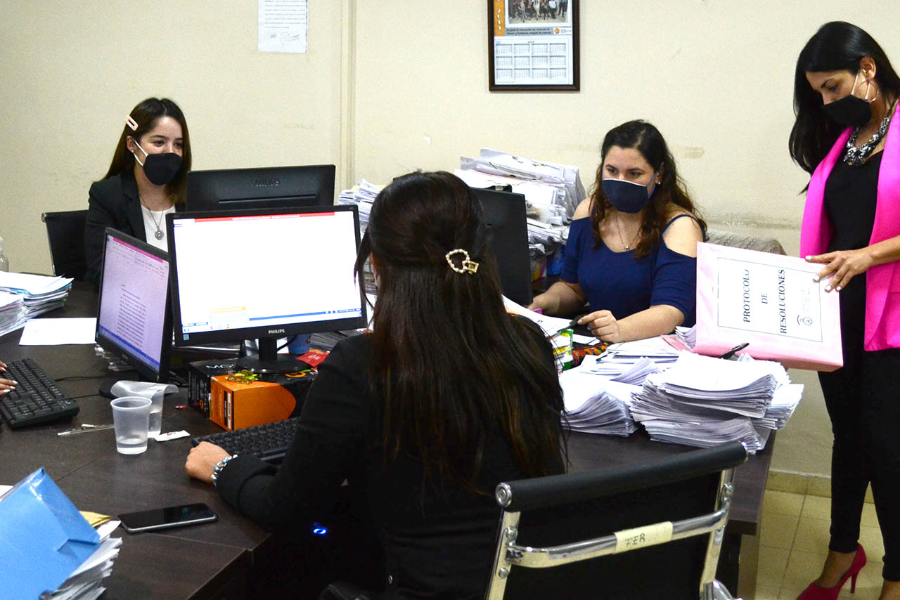 dra cabral con equipo