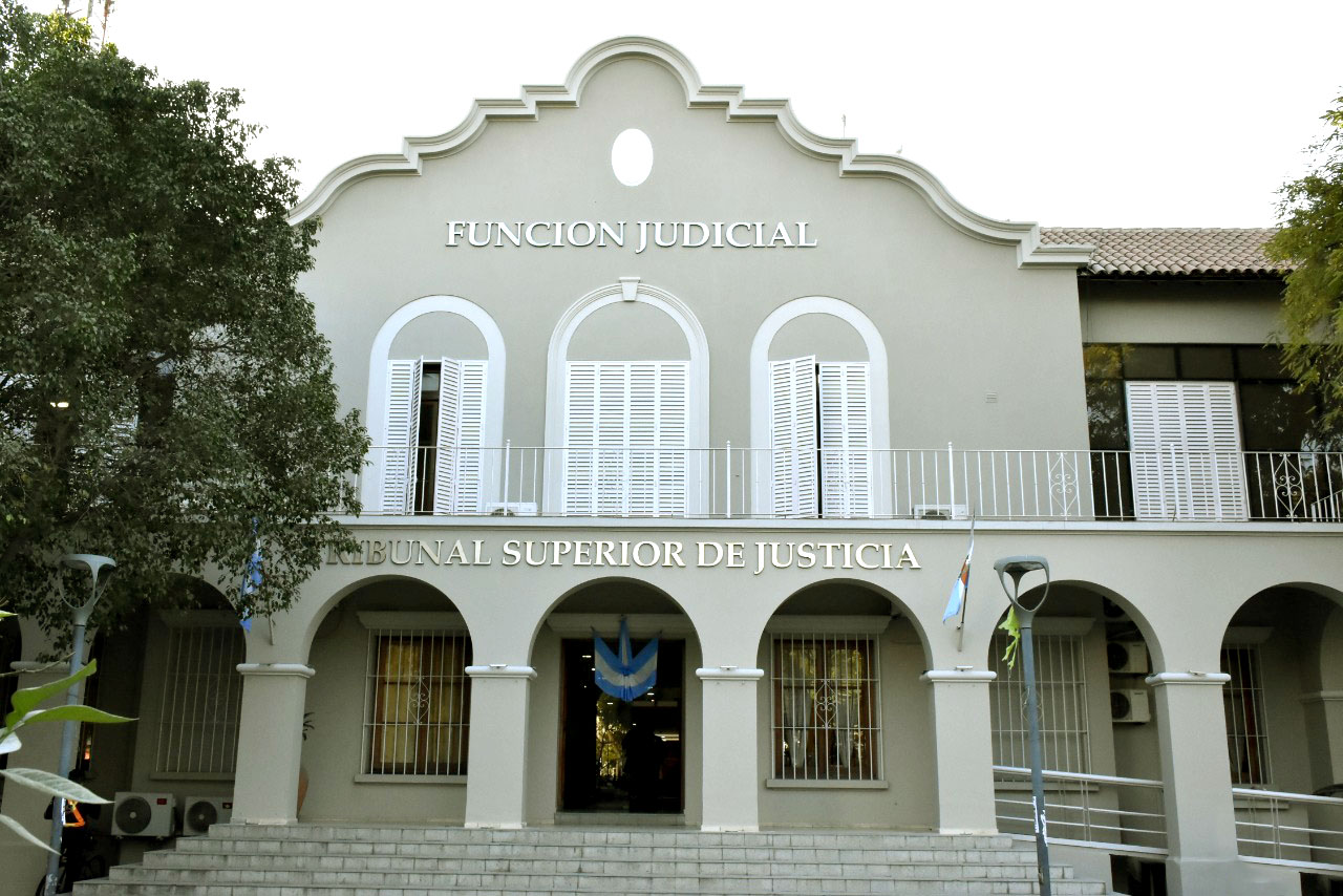 foto de frente TSJ 5