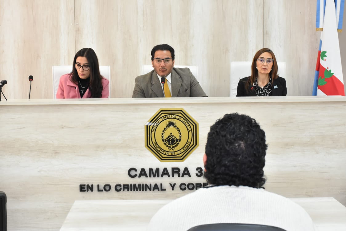 juicio abuso A 23-05-25