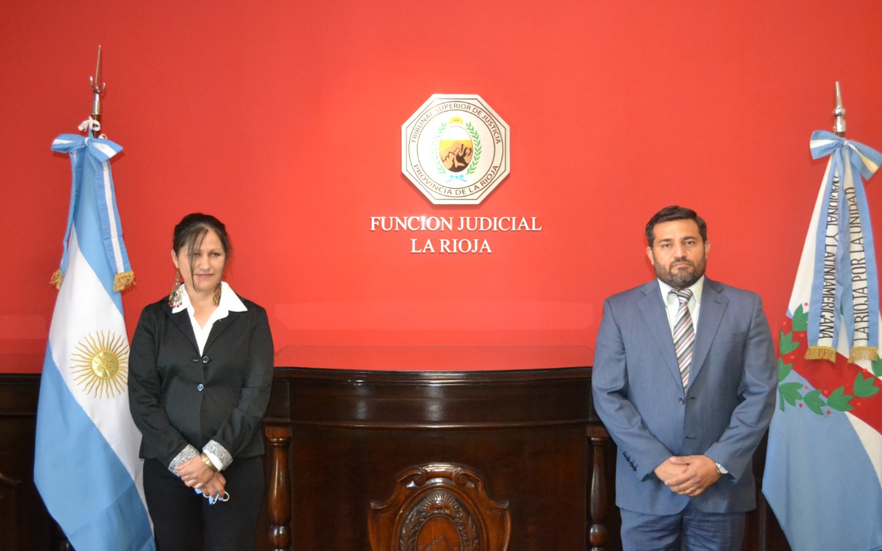 jura de funcionarios