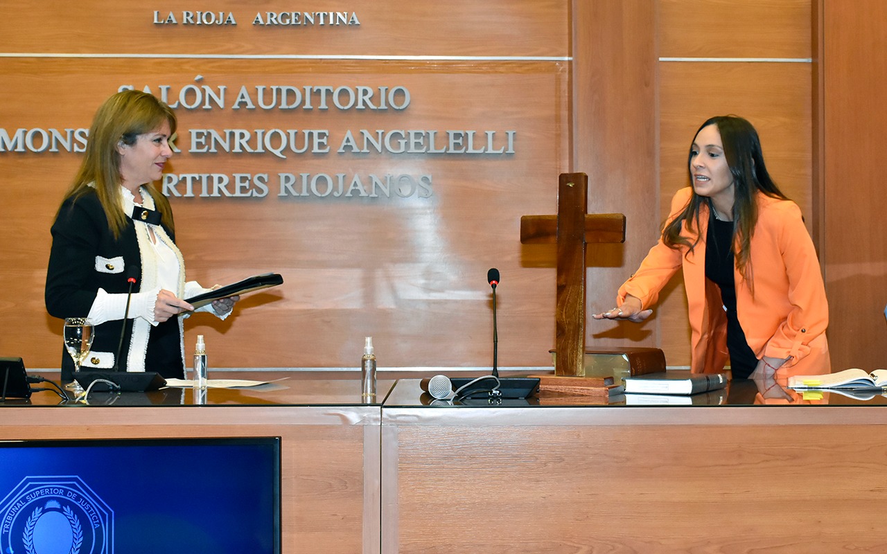 jura de jueces y juezas transitorias 3