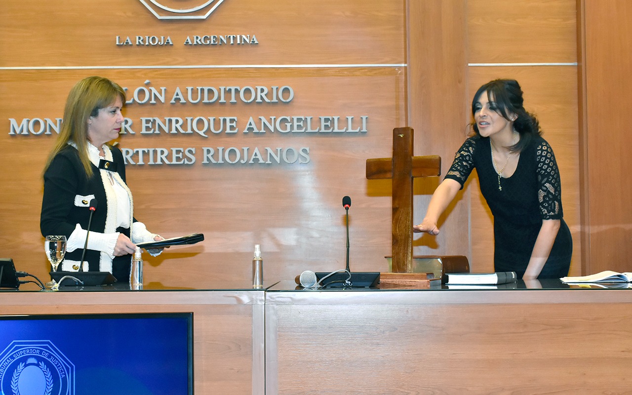 jura de jueces y juezas transitorias 6