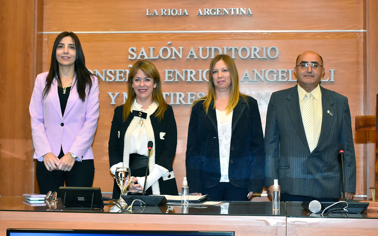 jura de jueces y juezas transitorias 8