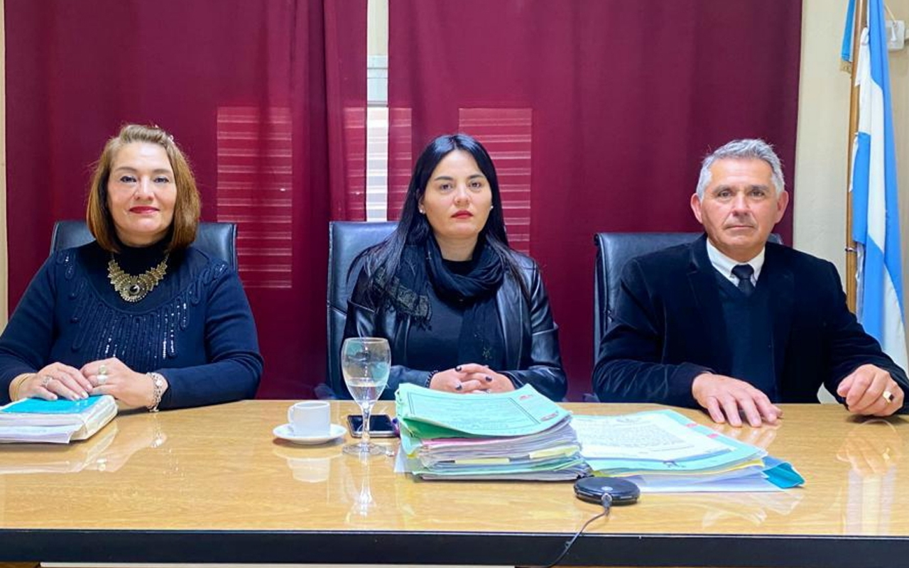 tribunal tello lopez y caceres